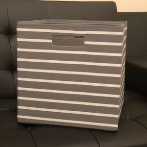 Pack of 6 cube storage boxes Grey with Stripes